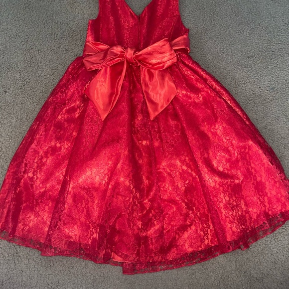 Brilliant Red Christmas time dress - Picture 4 of 7